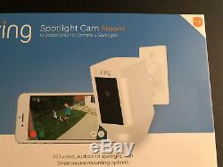 Ring Spotlight Cam Mount HARDWIRED White Outdoor 8SH5P7-WEN0 Alexa NEW In Box